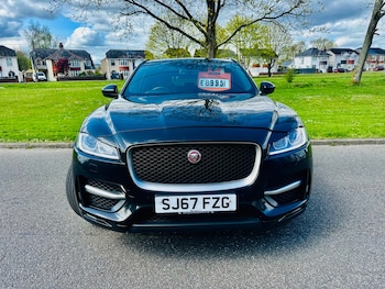 Used Jaguar F-Pace 2017 for sale - 78305338: Photo