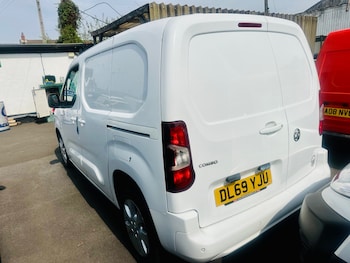 Used Vauxhall Combo 2020 for sale - 75617160: Photo