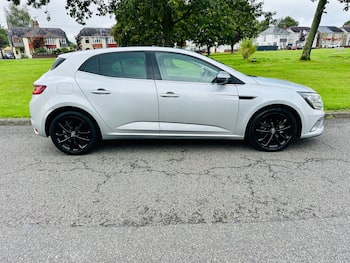 Used Renault Megane 2017 for sale - 79841660: Photo