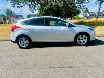 Used Ford Focus 2014 for sale - 79479018: Photo