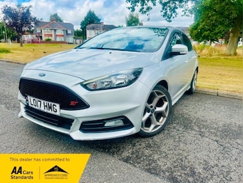 Used Ford Focus 2017 for sale - 79421018: Photo