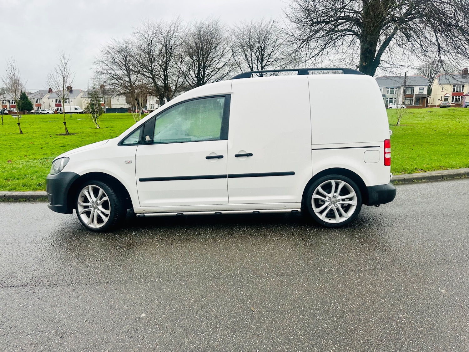 Used Volkswagen Caddy 2014 for sale - 76982924: Photo 5
