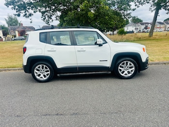 Used Jeep Renegade 2015 for sale - 79329882: Photo