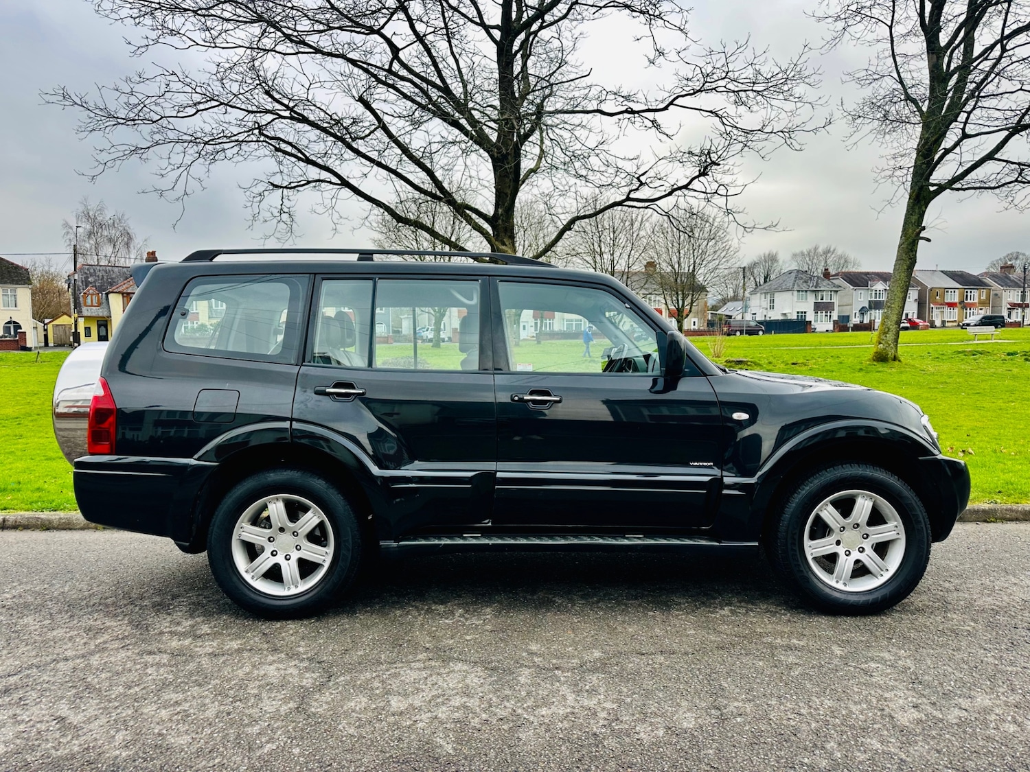 Used Mitsubishi Shogun 2004 for sale - 77606251: Photo 3