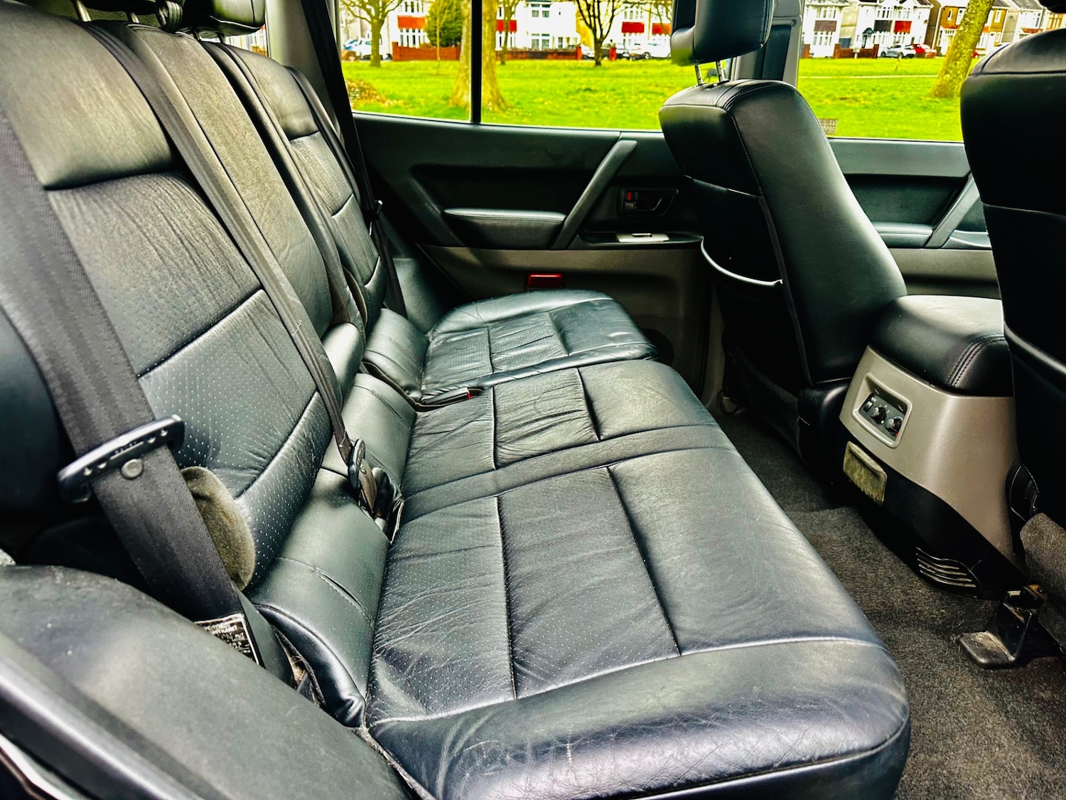 Used Mitsubishi Shogun 2004 for sale - 77606251: Photo 8