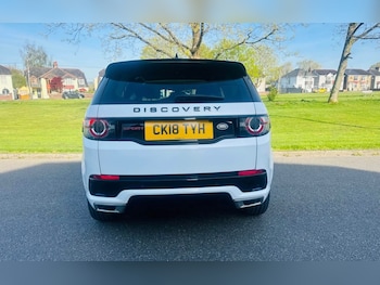 Used Land Rover Discovery Sport 2018 for sale - 79283775: Photo