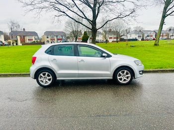 Used Volkswagen Polo 2011 for sale - 76982927: Photo
