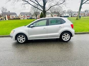 Used Volkswagen Polo 2011 for sale - 76982927: Photo