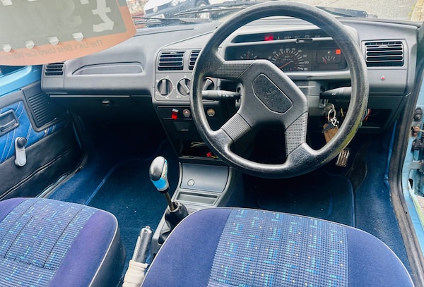 Used Peugeot 205 1991 for sale - 75524537: Photo 6