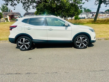 Used Nissan Qashqai 2017 for sale - 79283608: Photo