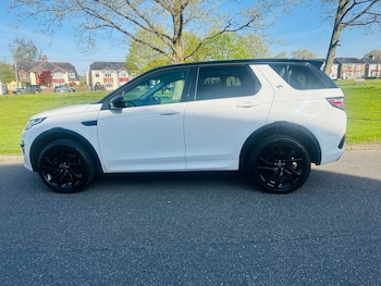 Used Land Rover Discovery Sport 2018 for sale - 78352722: Photo