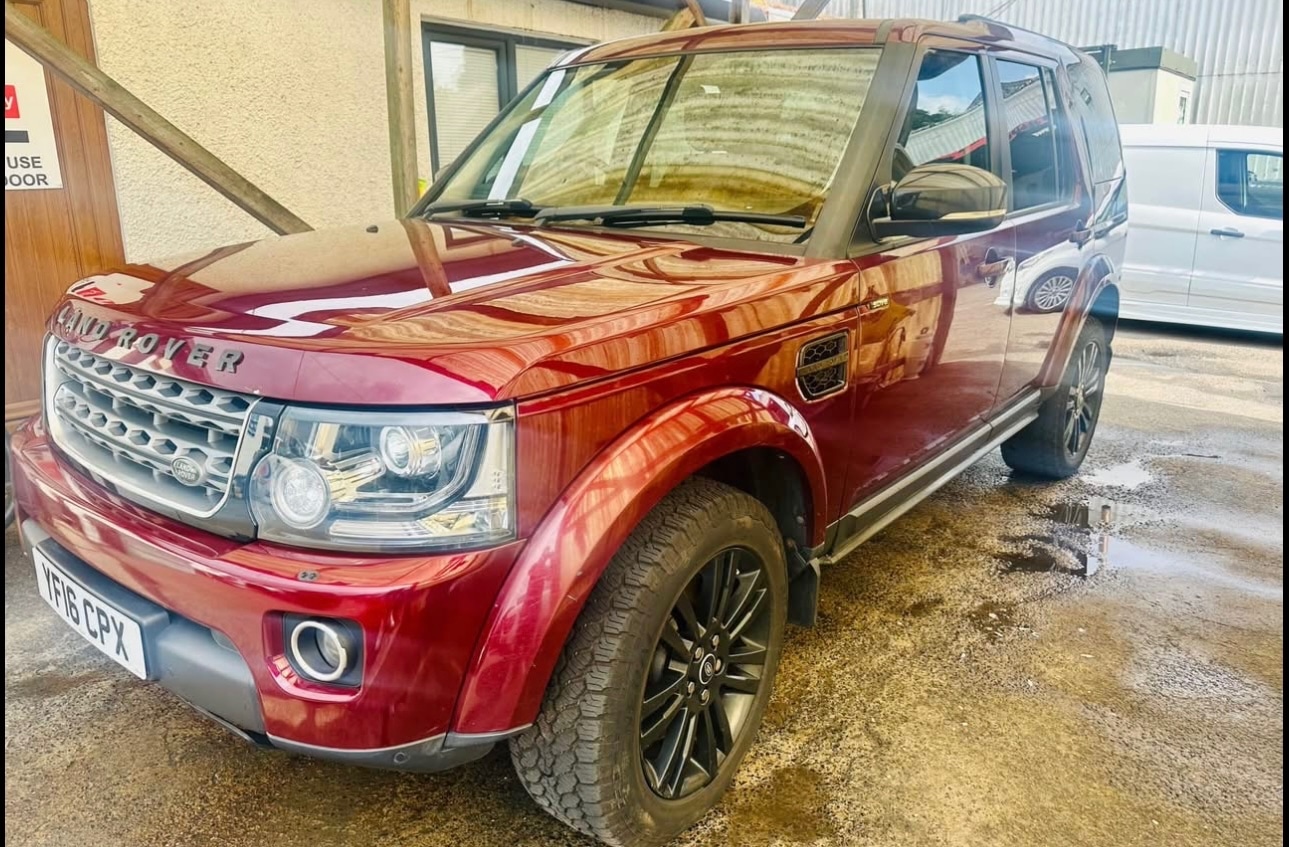 Used Land Rover Discovery 2016 for sale - 76565973: Photo 2