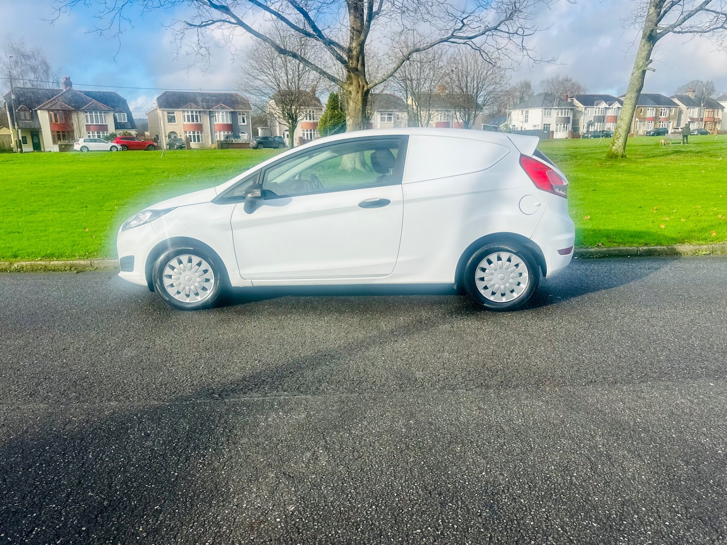 Used Ford Fiesta 2014 for sale - 76565929: Photo 4