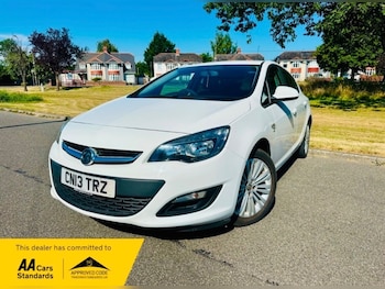 Used Vauxhall Astra 2013 for sale - 79216364: Photo