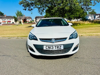 Used Vauxhall Astra 2013 for sale - 79216364: Photo