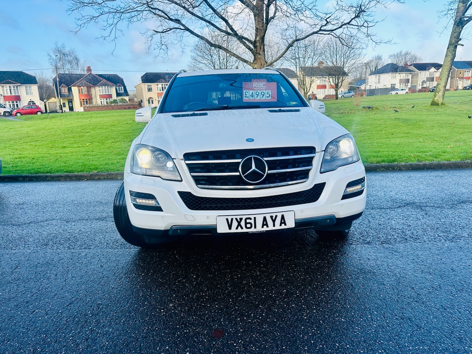 Used Mercedes-Benz M Class 2011 for sale - 76891883: Photo 2