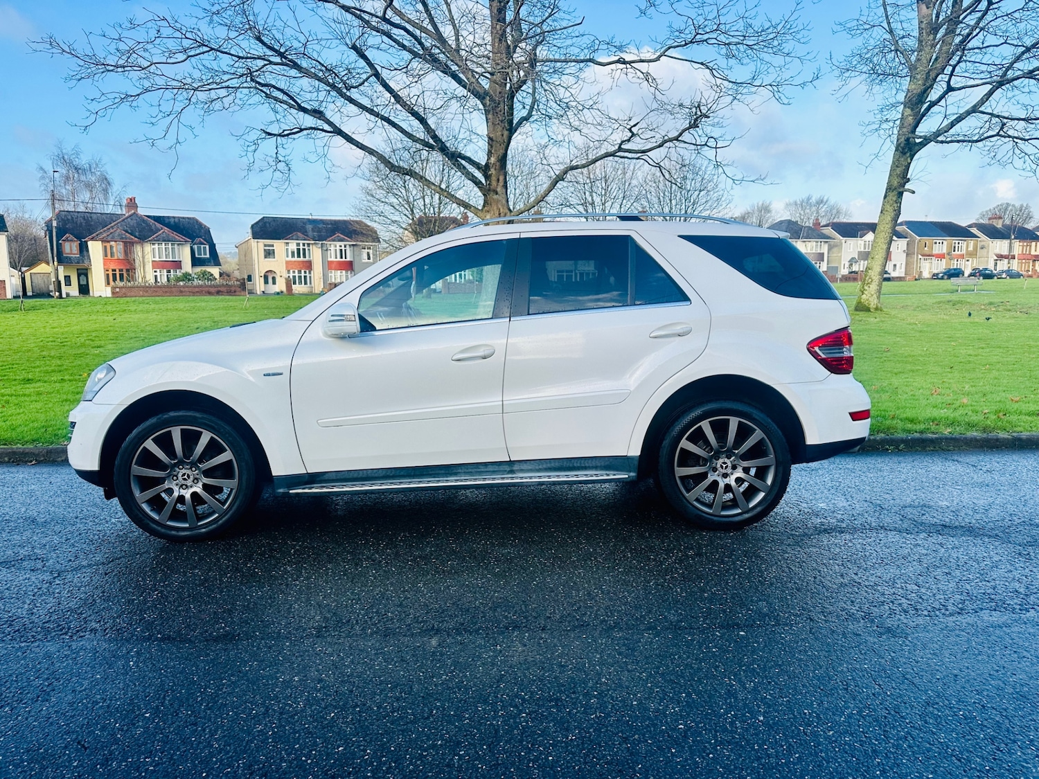 Used Mercedes-Benz M Class 2011 for sale - 76891883: Photo 6