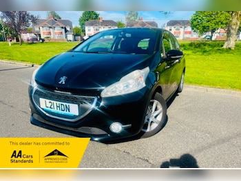 Used Peugeot 208 2012 for sale - 78433881: Photo