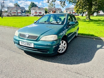 Vauxhall - Astra