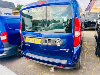 Used Vauxhall Combo 2015 for sale - 79623682: Photo