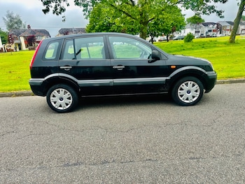 Used Ford Fusion 2010 for sale - 78642111: Photo
