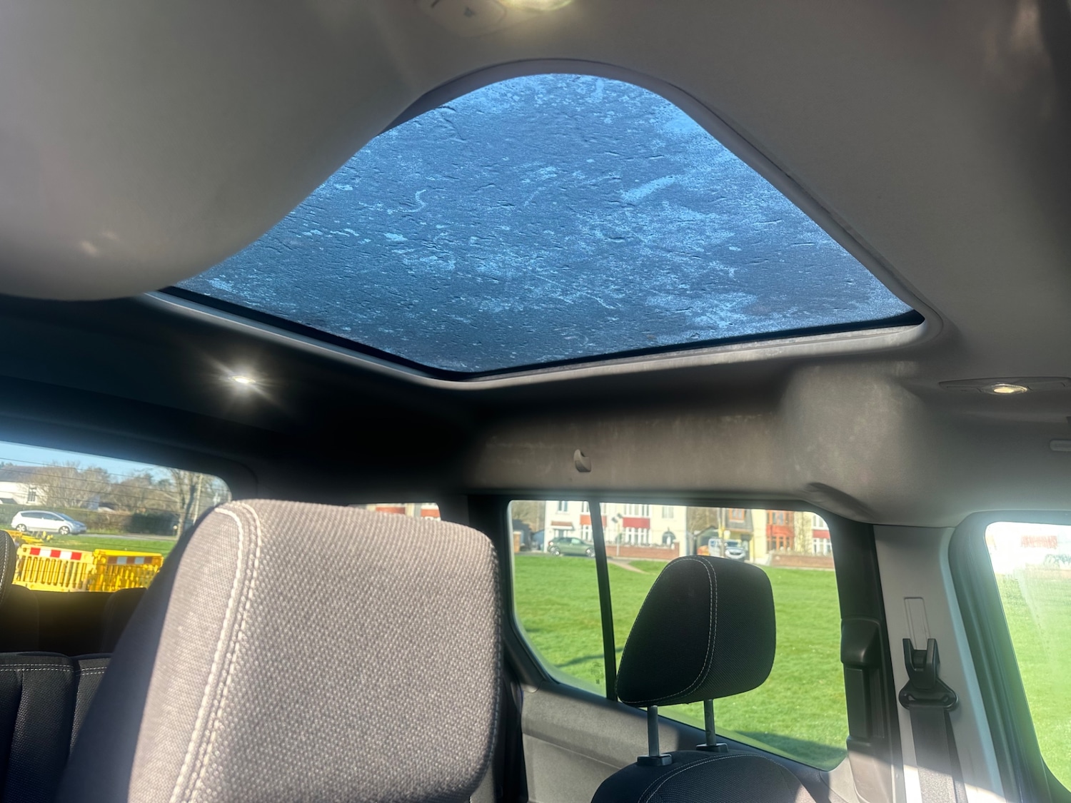 Used Ford Grand Tourneo Connect 2016 for sale - 77945259: Photo 11