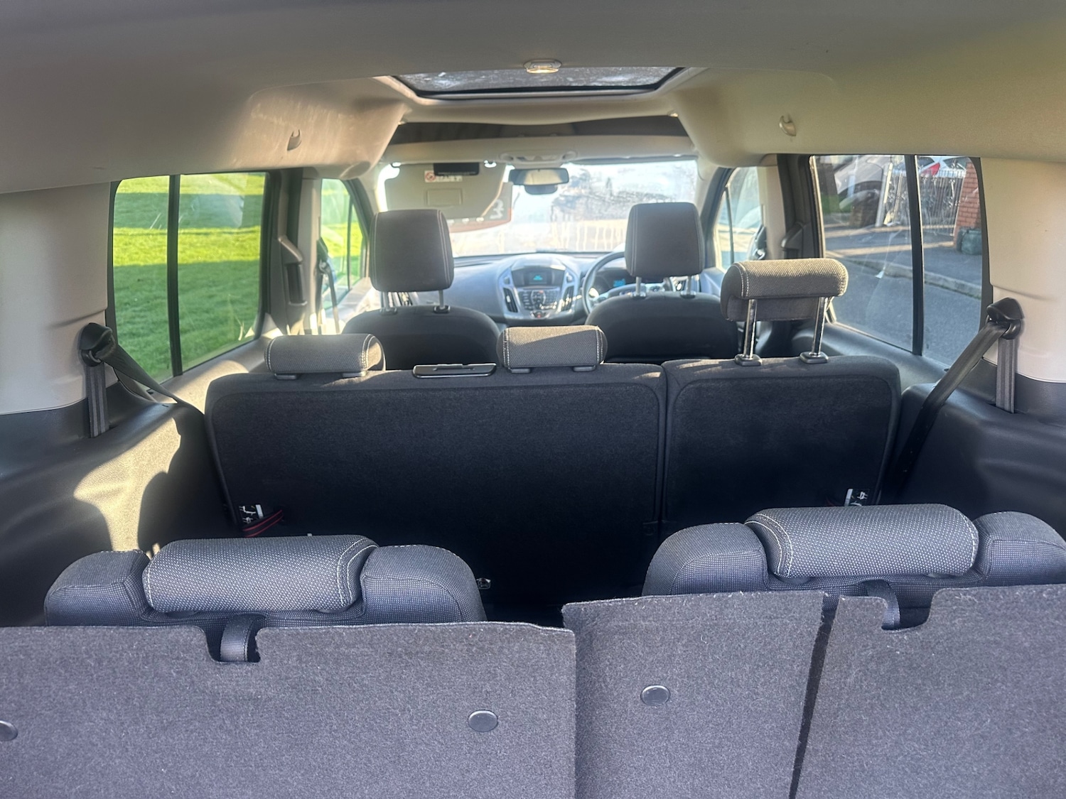 Used Ford Grand Tourneo Connect 2016 for sale - 77945259: Photo 7