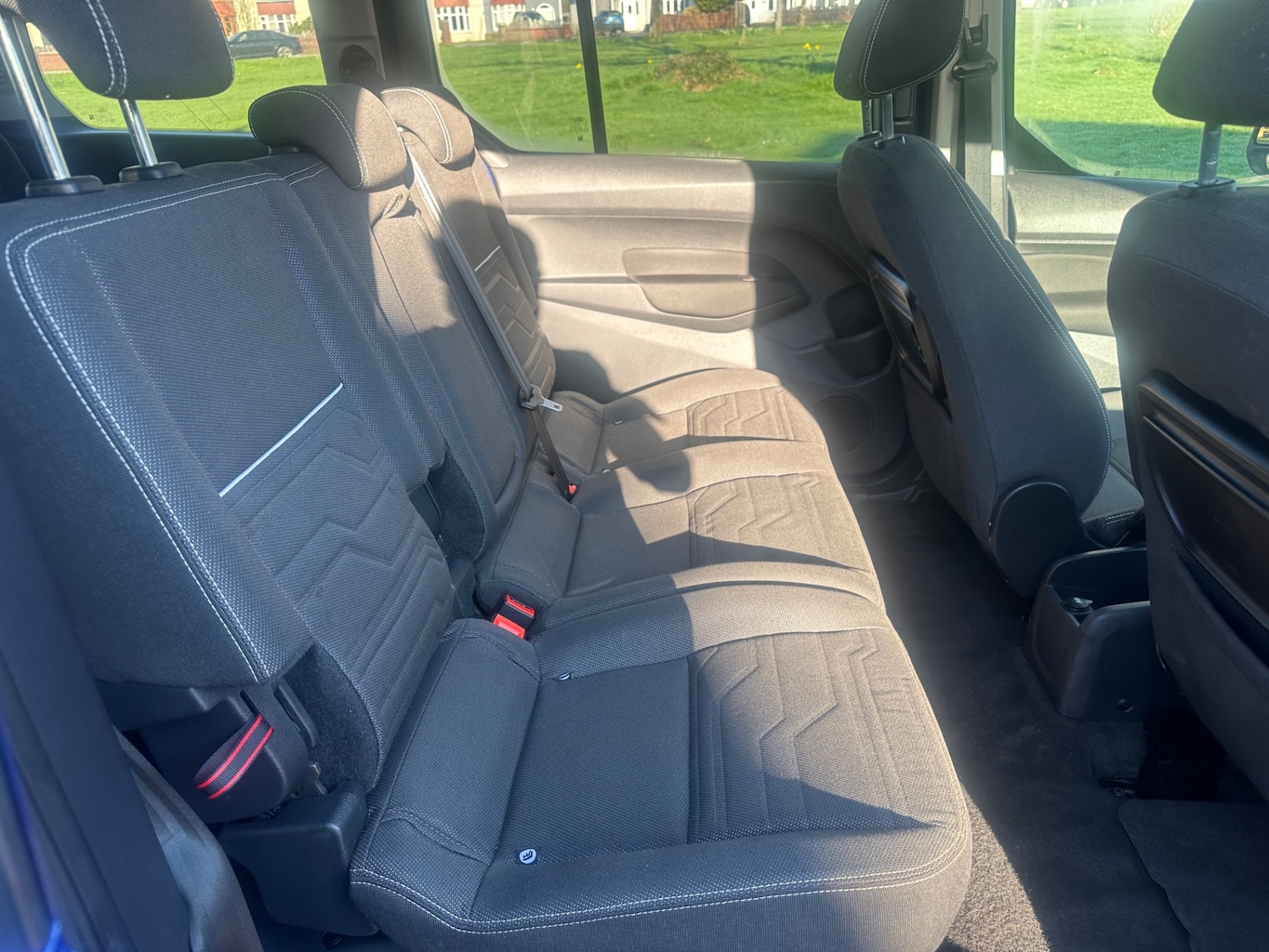 Used Ford Grand Tourneo Connect 2016 for sale - 77945259: Photo 8