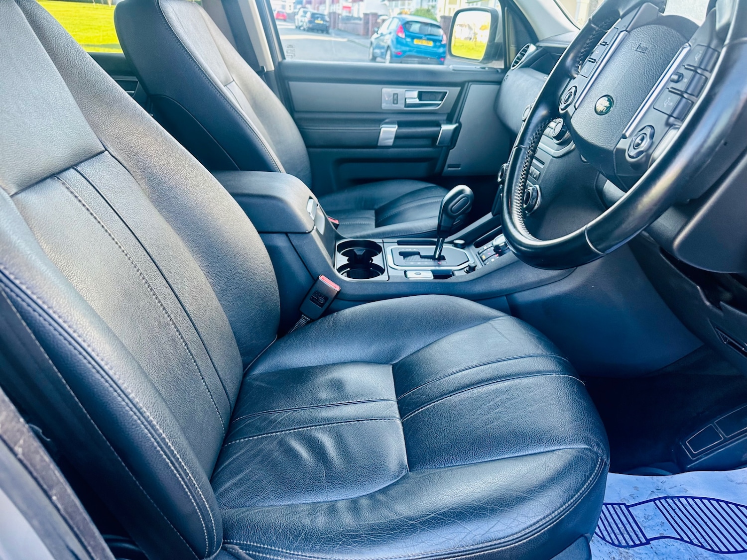 Used Land Rover Discovery 2010 for sale - 78161927: Photo 9