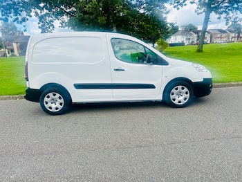 Used Peugeot Partner 2015 for sale - 79854486: Photo