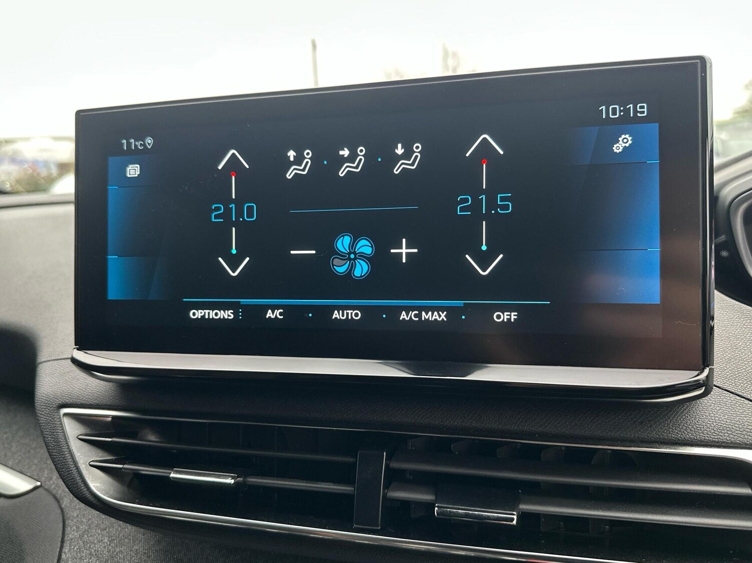 Used Peugeot 3008 2023 for sale - 77248530: Photo 16