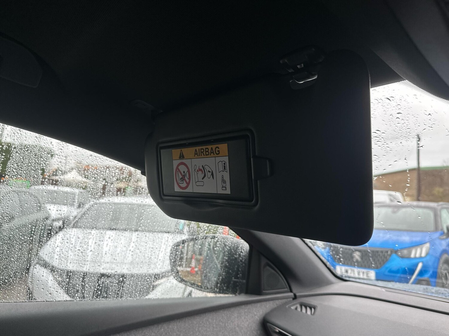 Used Peugeot 3008 2023 for sale - 77248530: Photo 23