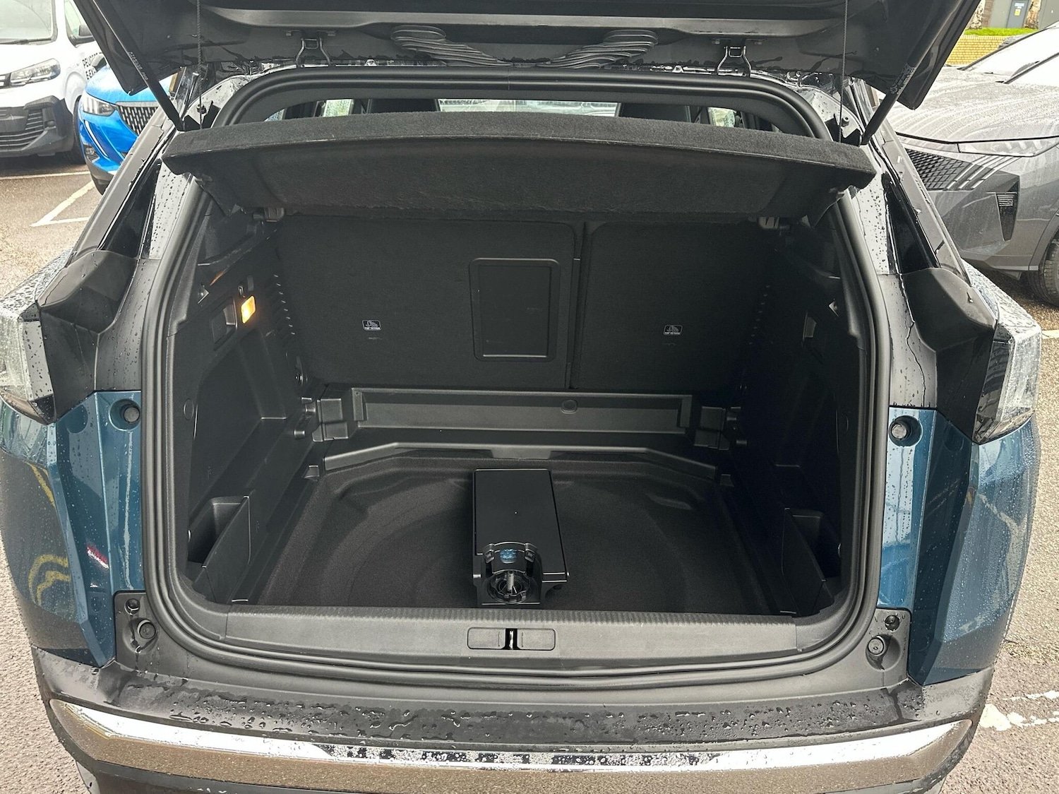 Used Peugeot 3008 2023 for sale - 77248530: Photo 5