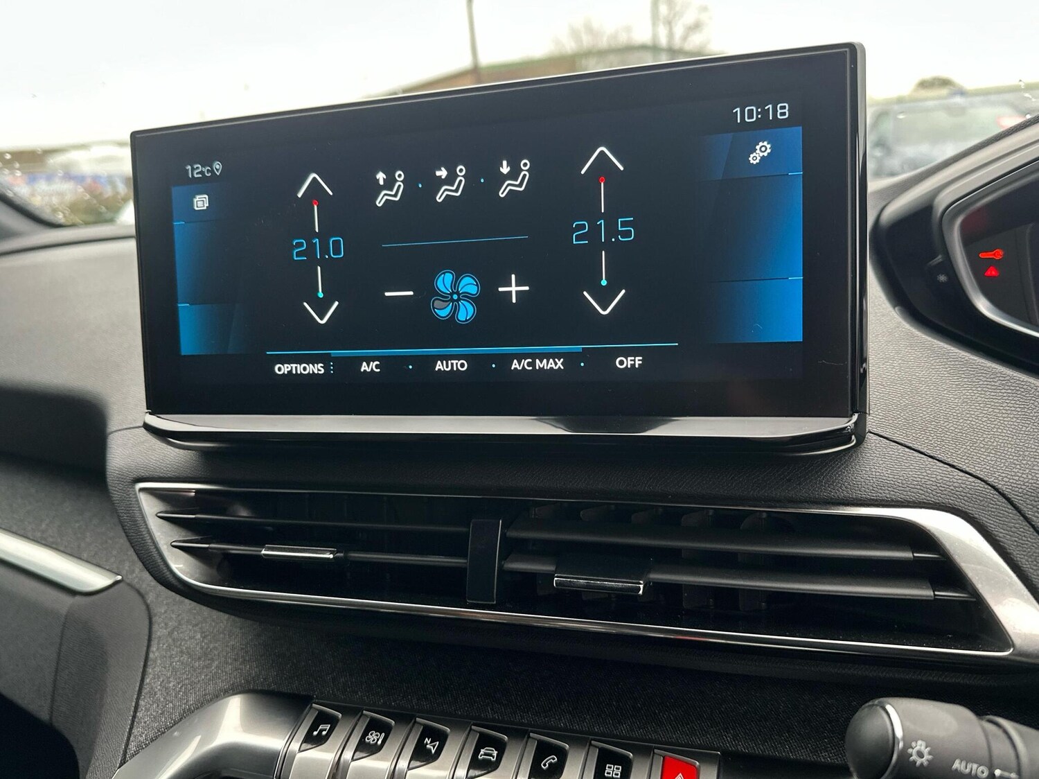 Used Peugeot 3008 2023 for sale - 77248530: Photo 8