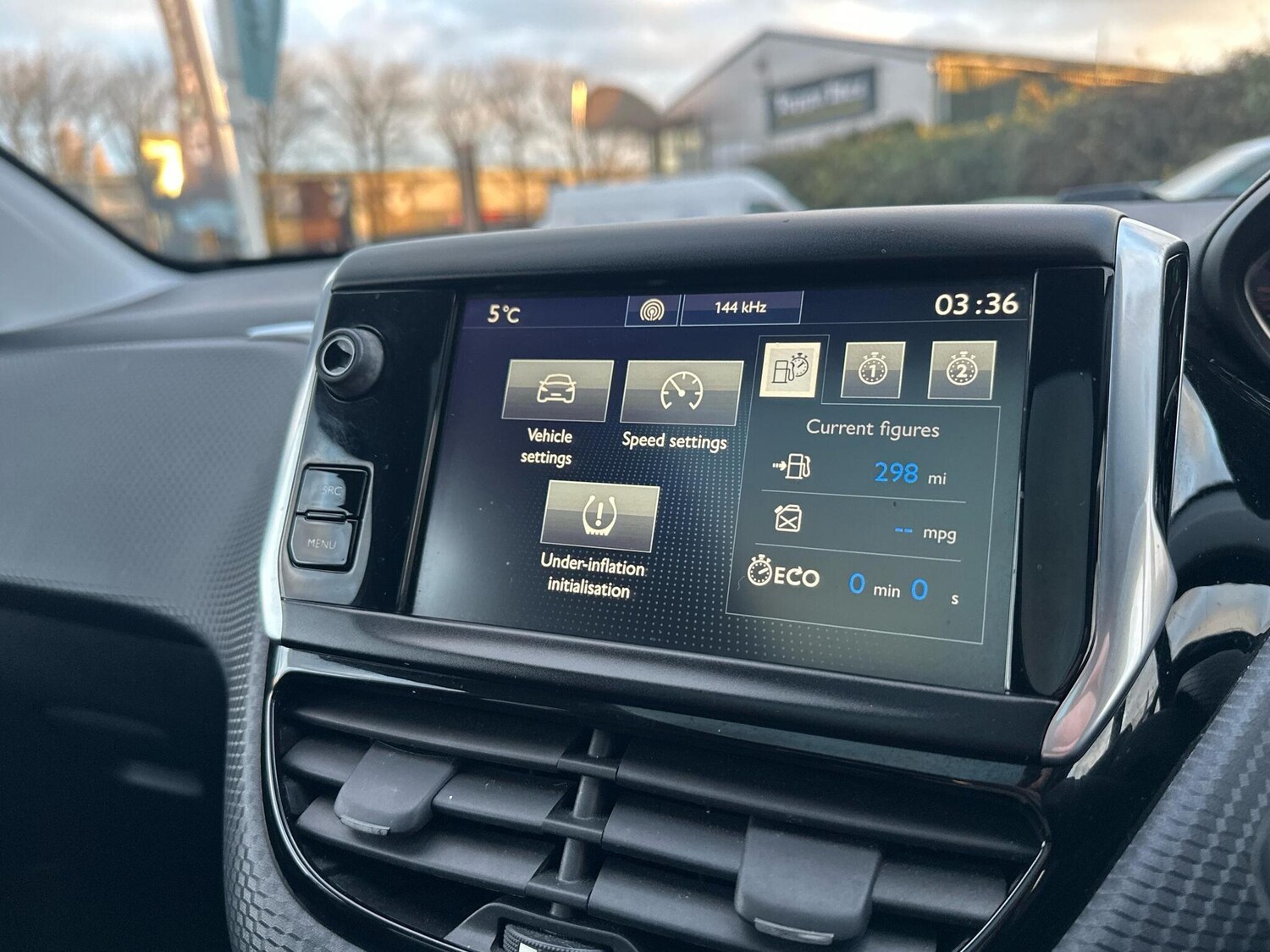 Used Peugeot 2008 2016 for sale - 76673388: Photo 18