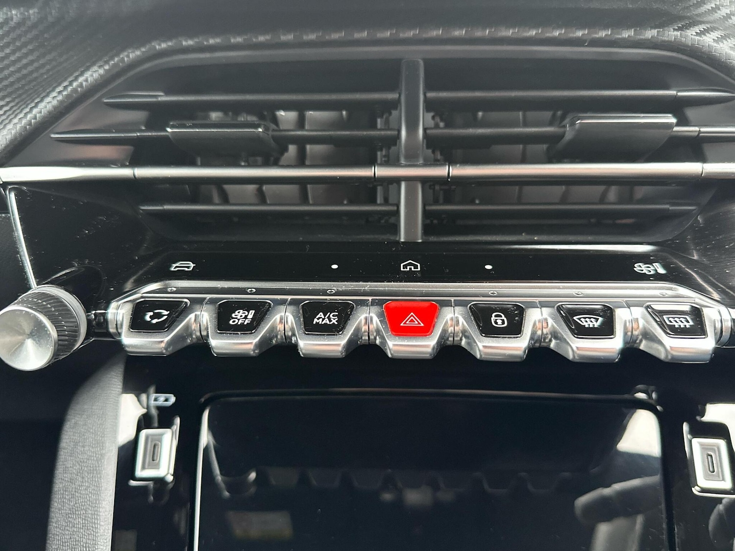 Used Peugeot 2008 2024 for sale - 76677926: Photo 21