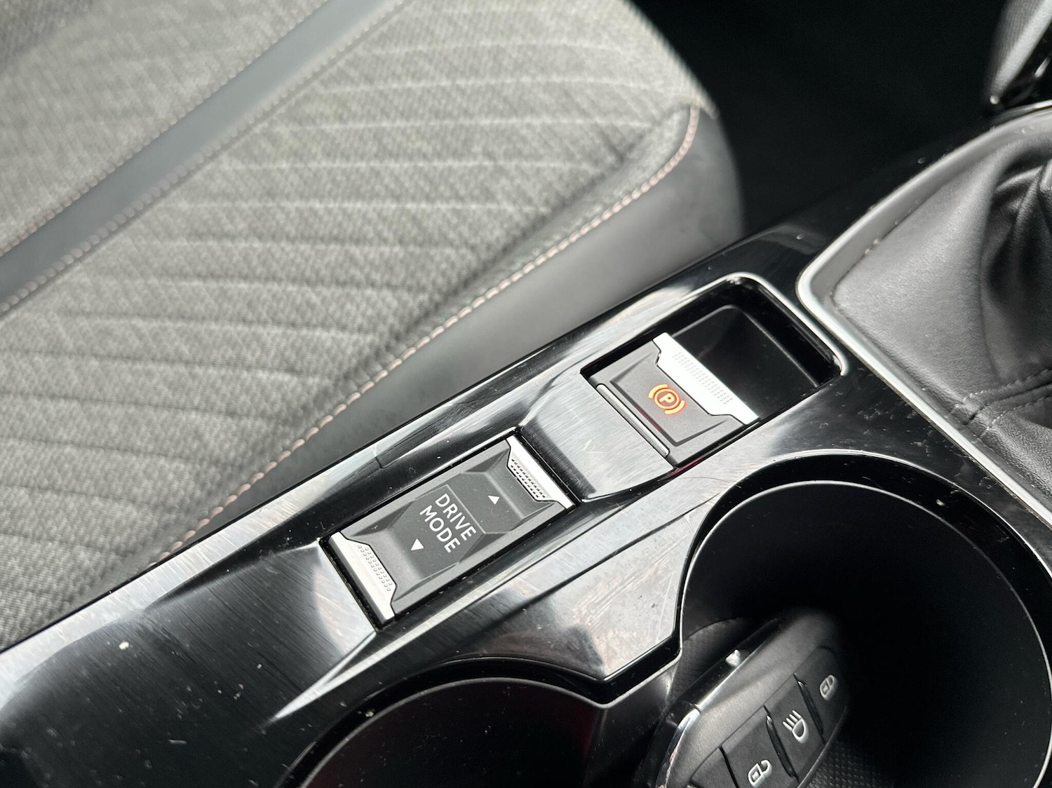 Used Peugeot 2008 2024 for sale - 76677926: Photo 25