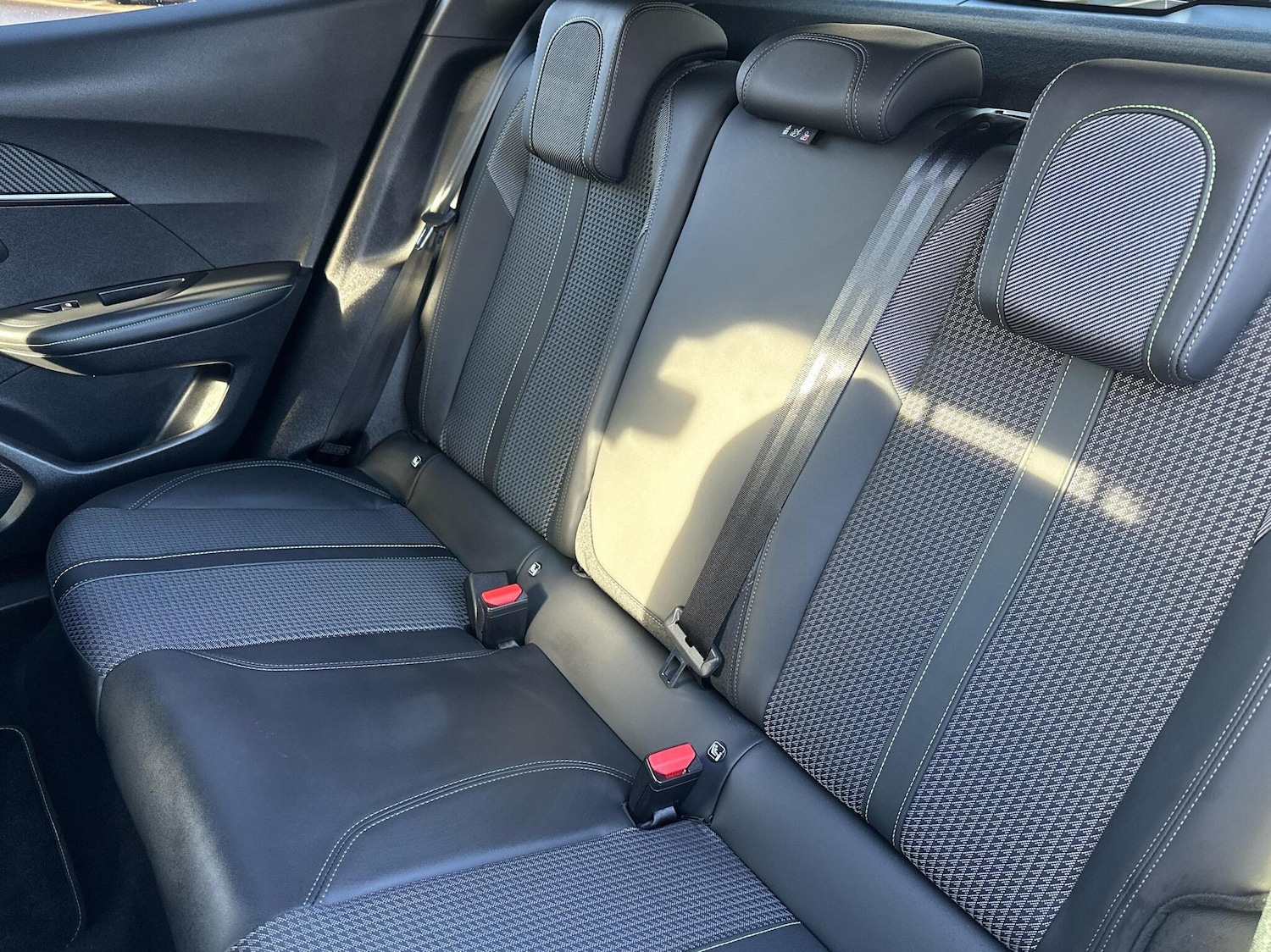 Used Peugeot 2008 2023 for sale - 76766757: Photo 6