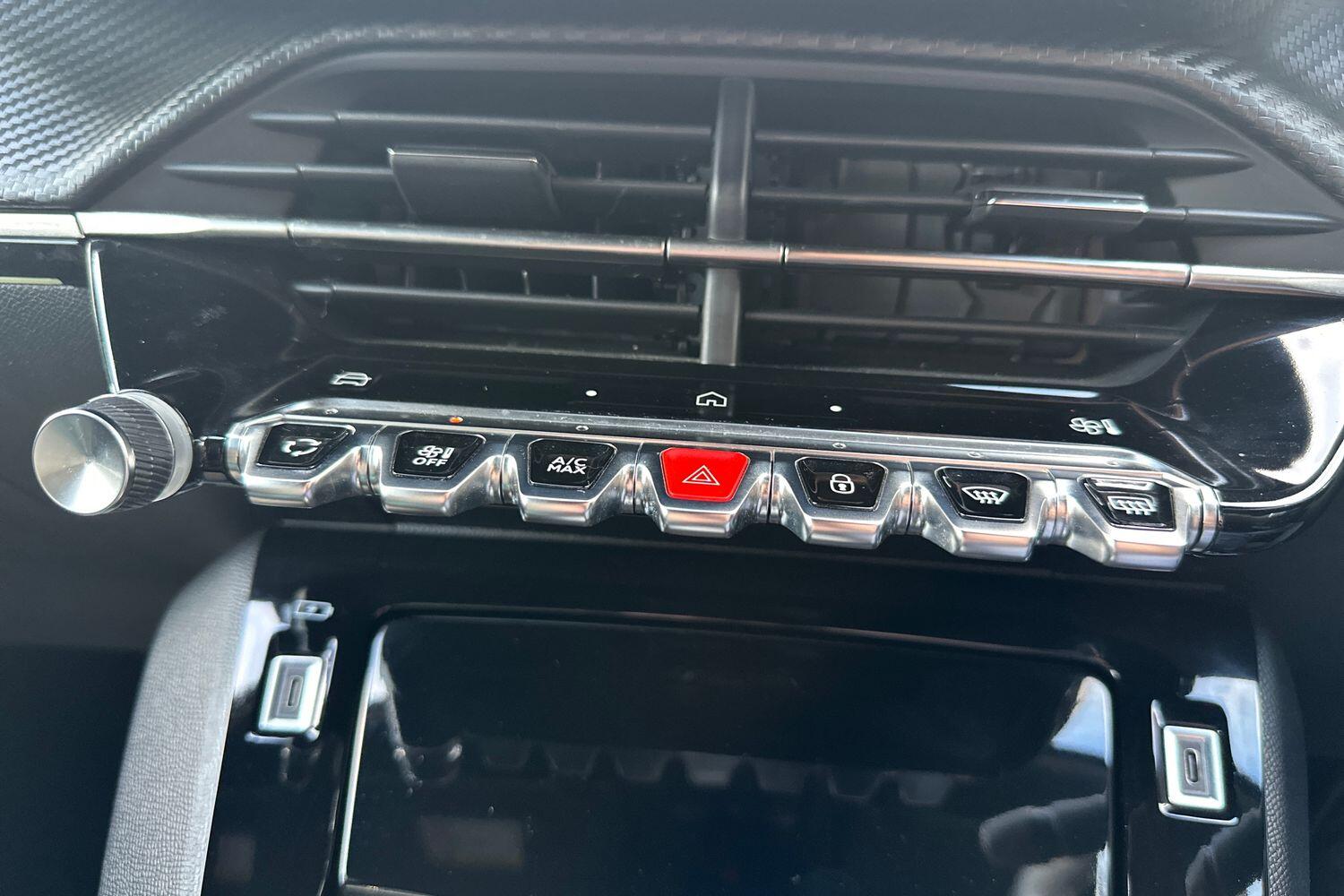 Used Peugeot 2008 2024 for sale - 77372758: Photo 12