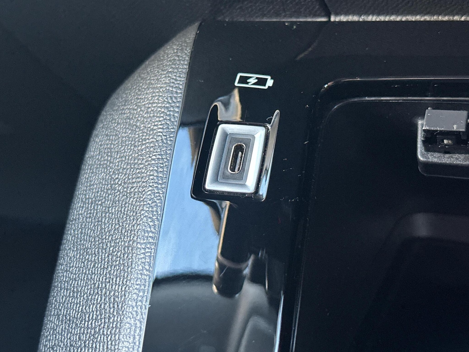 Used Peugeot 2008 2021 for sale - 77354295: Photo 22