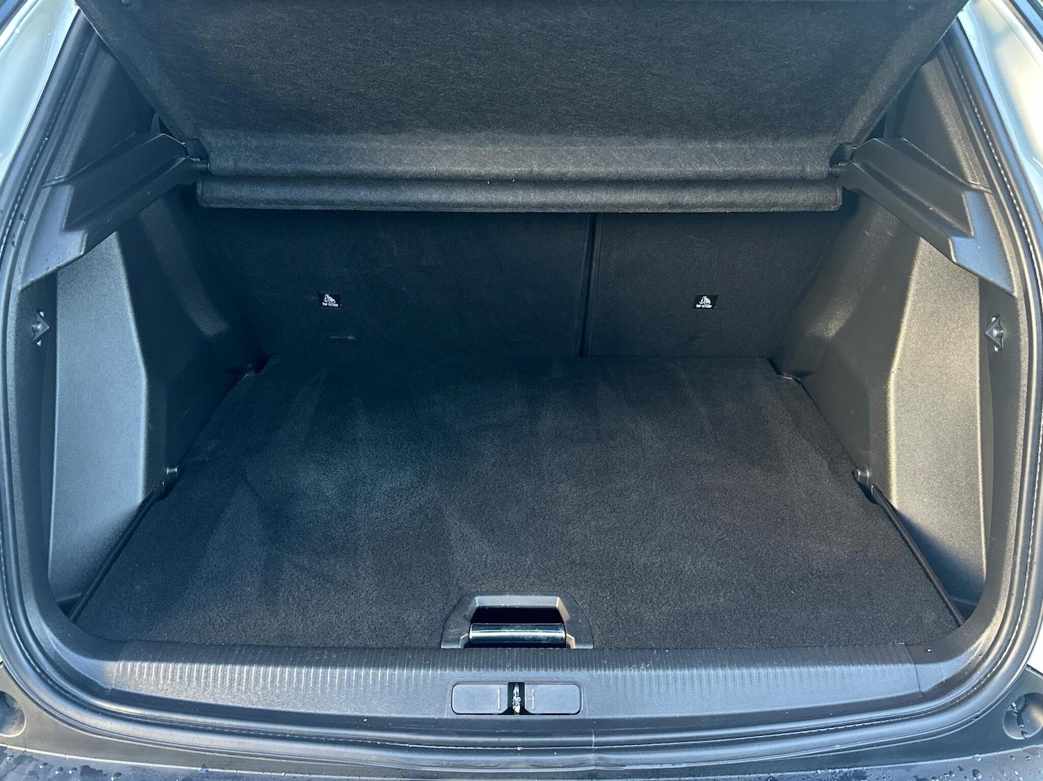 Used Peugeot 2008 2021 for sale - 77354295: Photo 5