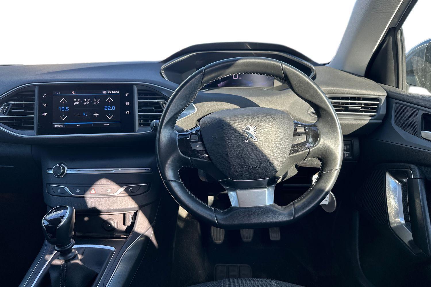 Used Peugeot 308 2021 for sale - 77739814: Photo 15