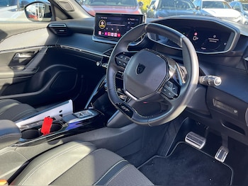 Used Peugeot 2008 2023 for sale - 76826422: Photo