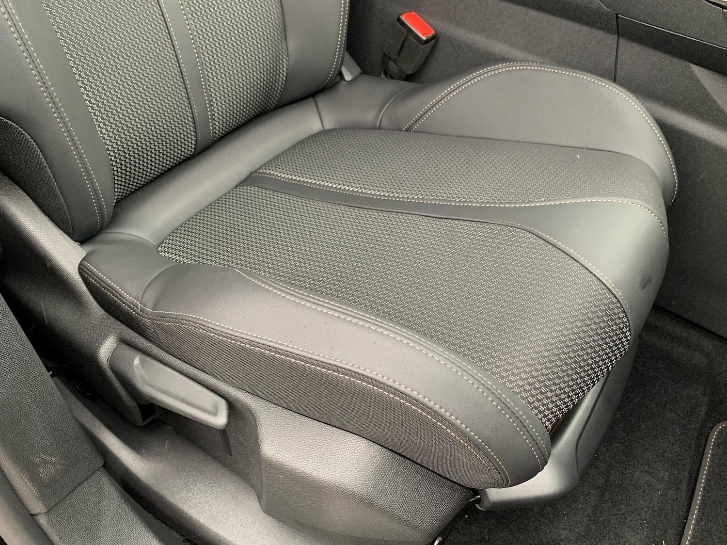 Used Peugeot 3008 2025 for sale - 77677390: Photo 24