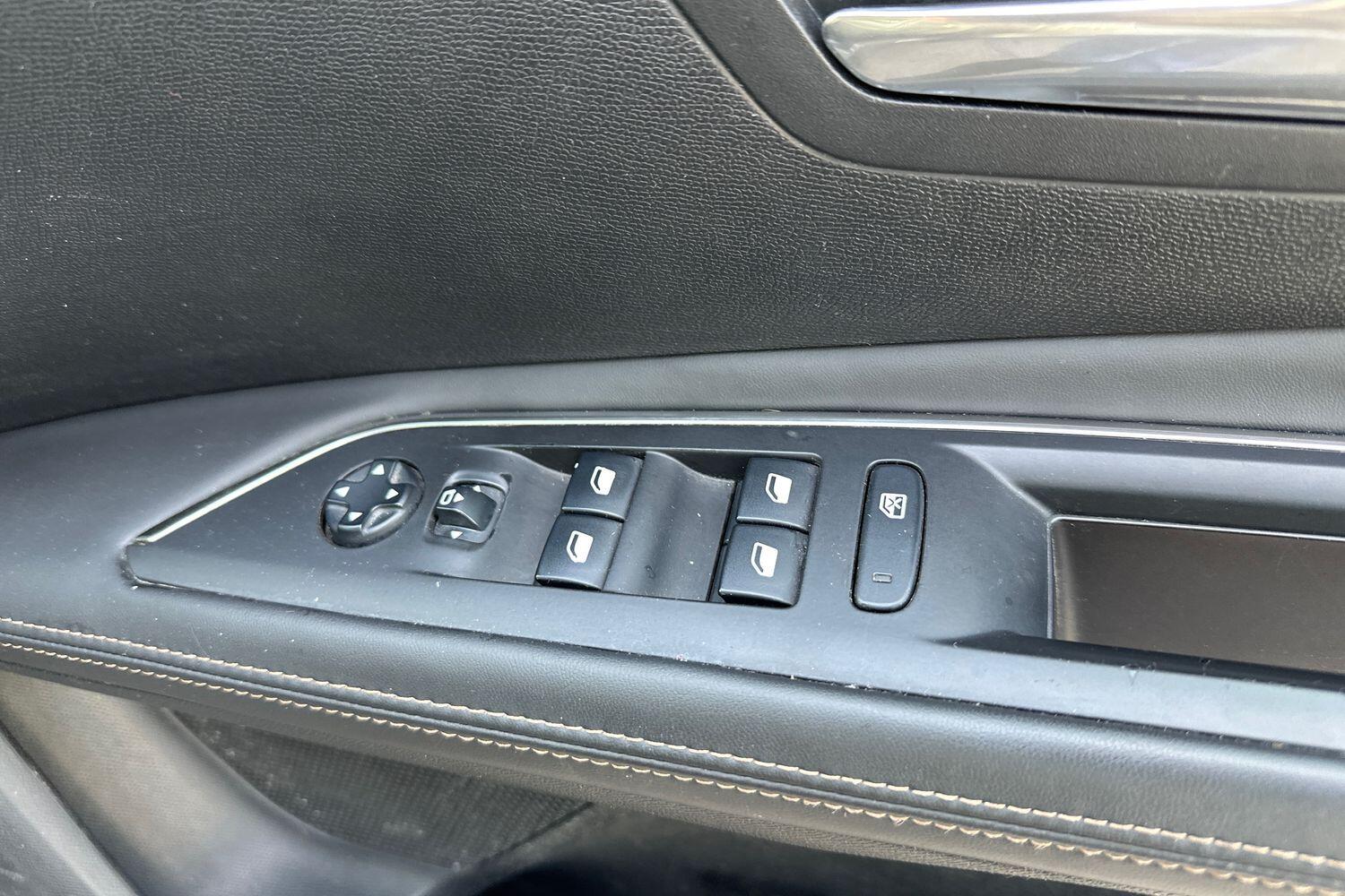 Used Peugeot 3008 2017 for sale - 77493293: Photo 18