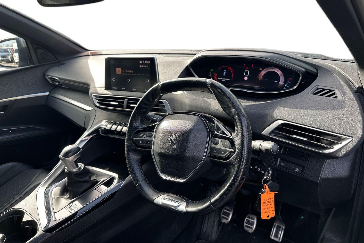 Used Peugeot 3008 2017 for sale - 77493293: Photo 6