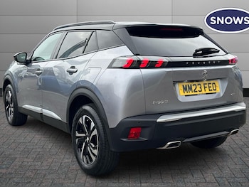 Used Peugeot 2008 2023 for sale - 76676021: Photo