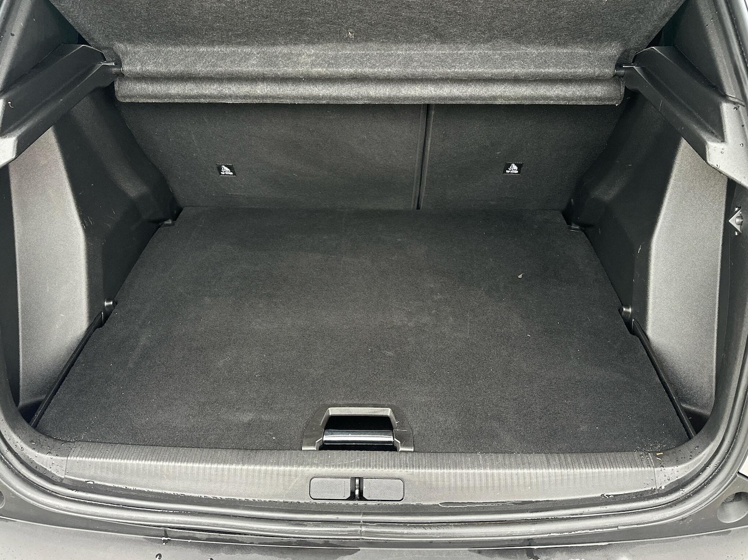 Used Peugeot 2008 2023 for sale - 76676021: Photo 5