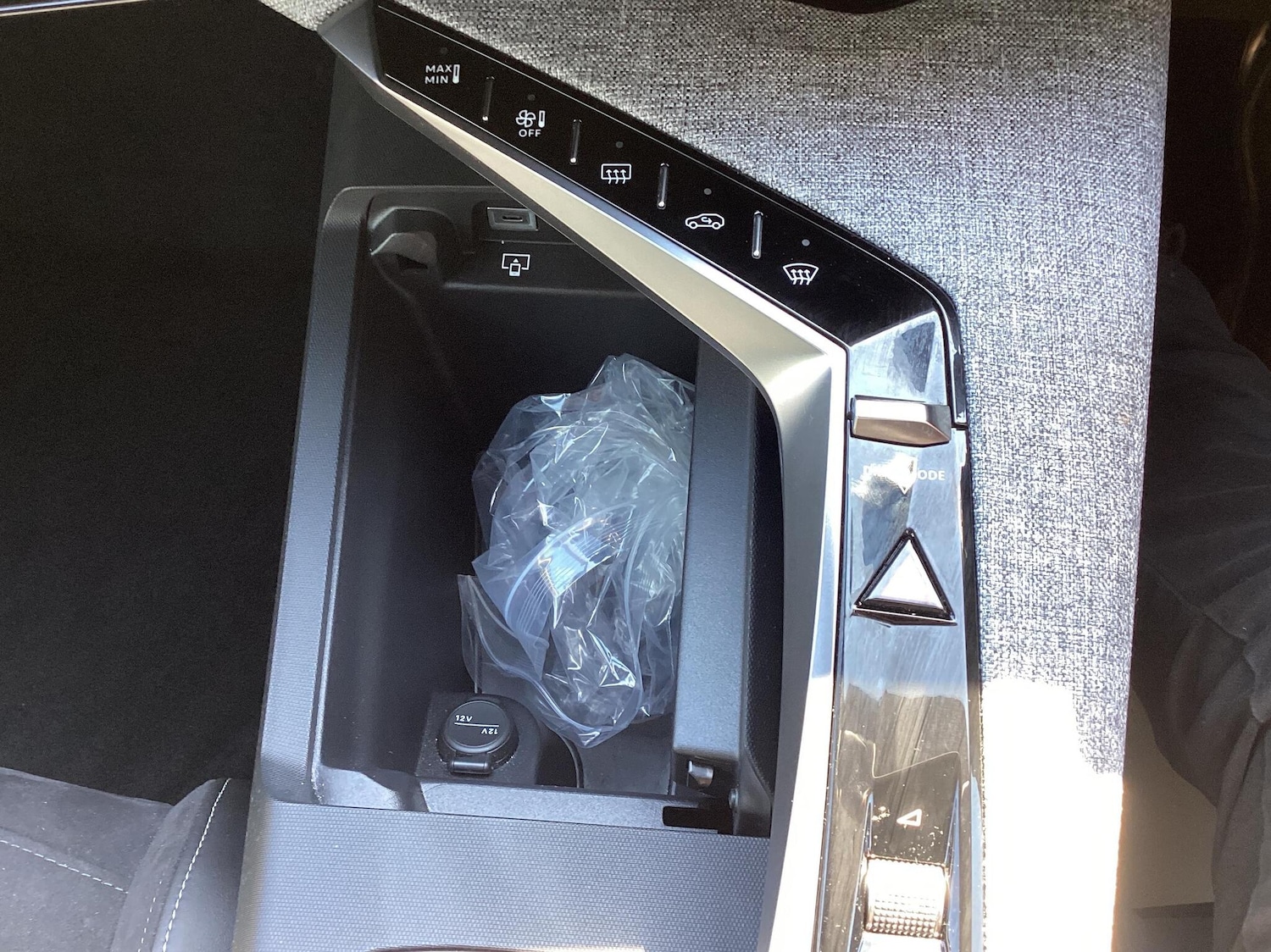 Used Peugeot 3008 2024 for sale - 76677316: Photo 19