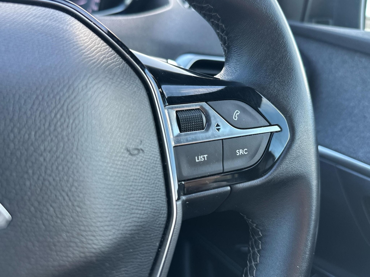 Used Peugeot 3008 2023 for sale - 76676967: Photo 25